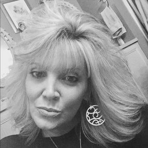 Meet your Posher, Kristen